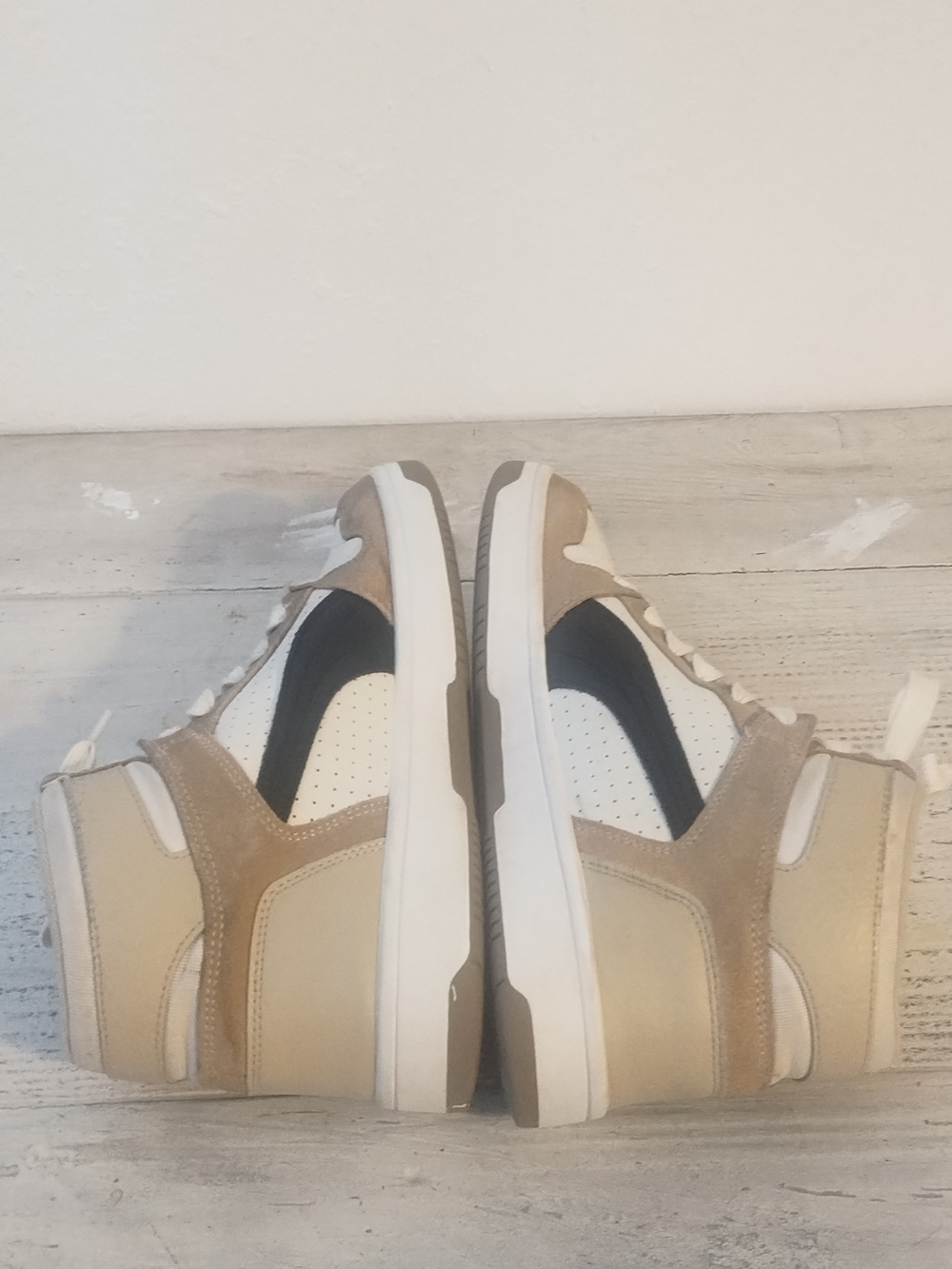 PUMA Rebound Layup SL Basketball Sneaker - Beige and black white395130-02/msz7.5 - Picture 10 of 16